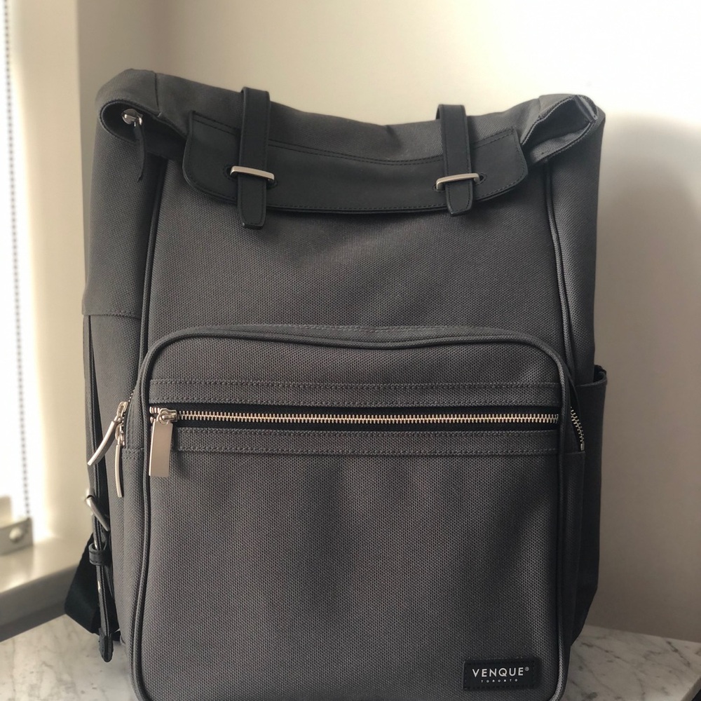 NEW Venque Arctic Fold Backpack (Made In Canada 🇨🇦)